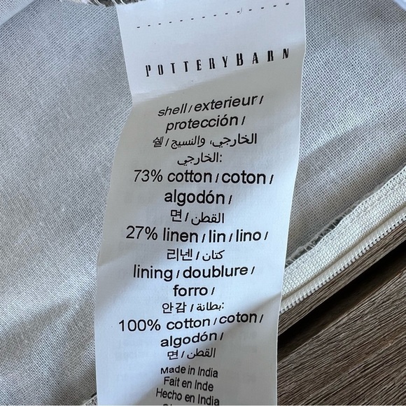 Pottery Barn Butterfly Wing Cotton Linen Textured Lumbar Pillow Cover Set Gray - Picture 6 of 7